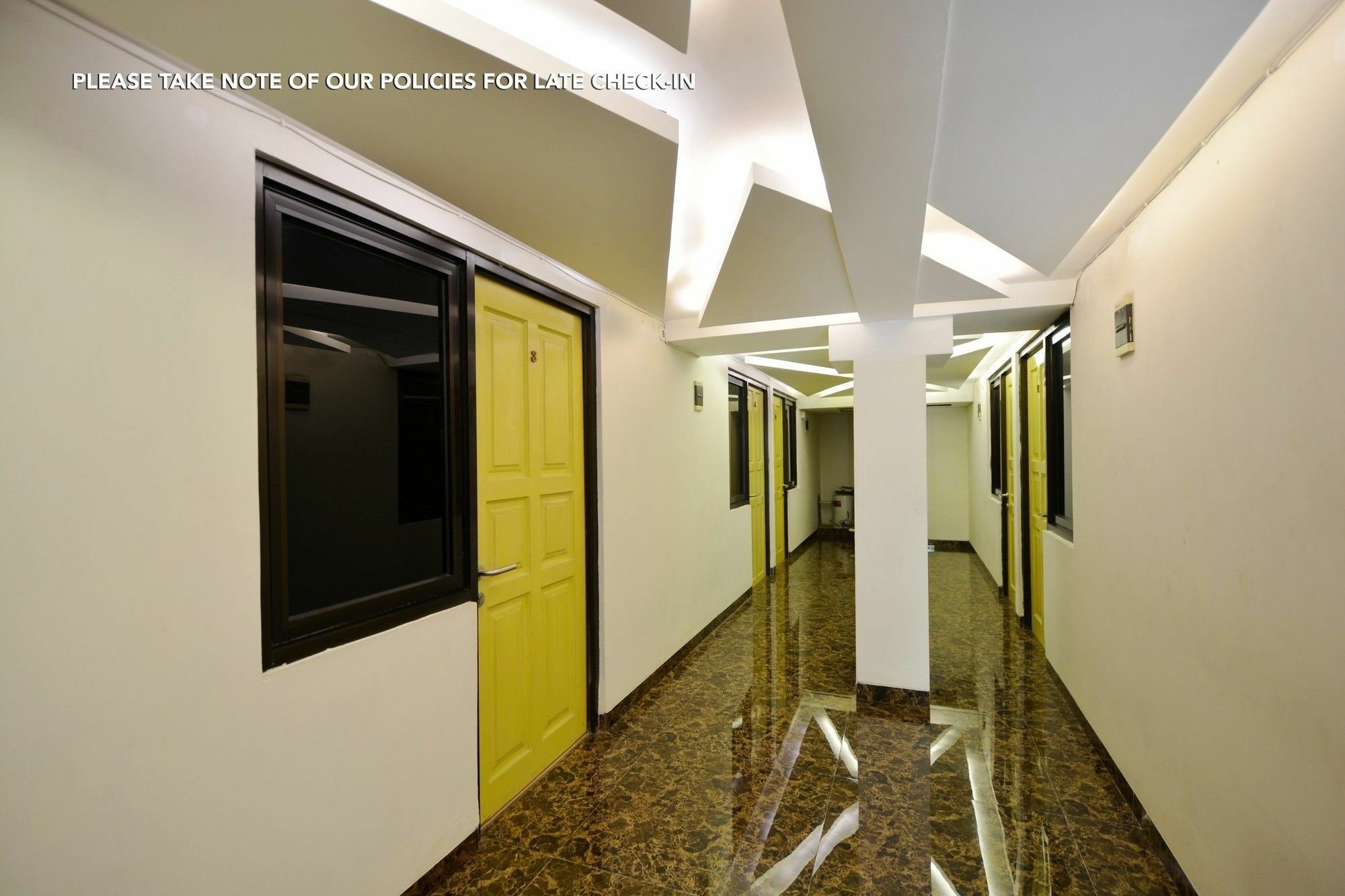 Zen Rooms Abuserin Fatmawati Cilandak (Jakarta) Exterior foto